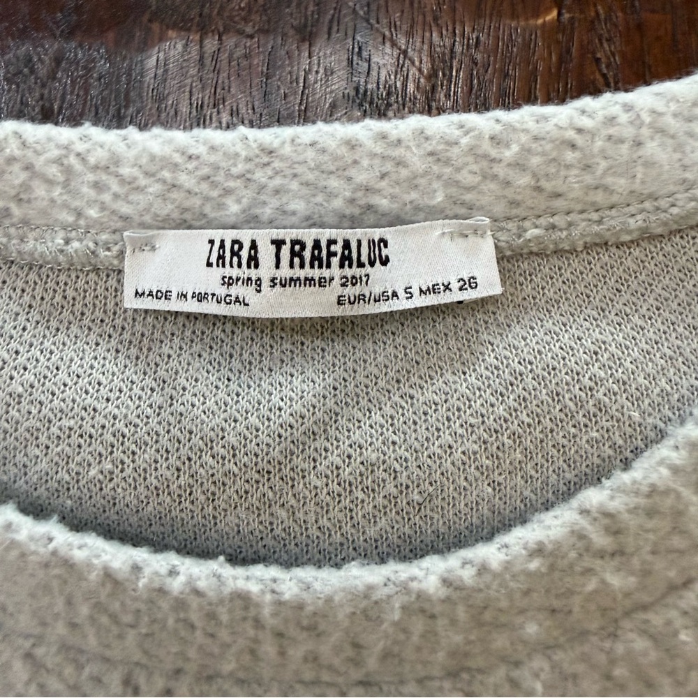 Zara Light Gray Long Sleeve Top with Ruffle Detail - Picture 2 of 12
